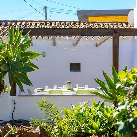Sagres, Aloha House, 500 Meters From Tonel