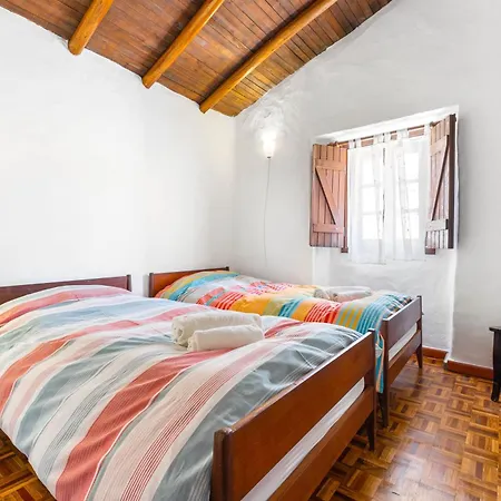 Дом отдыха Sagres, Aloha House, 500 Meters From Tonel Сагреш